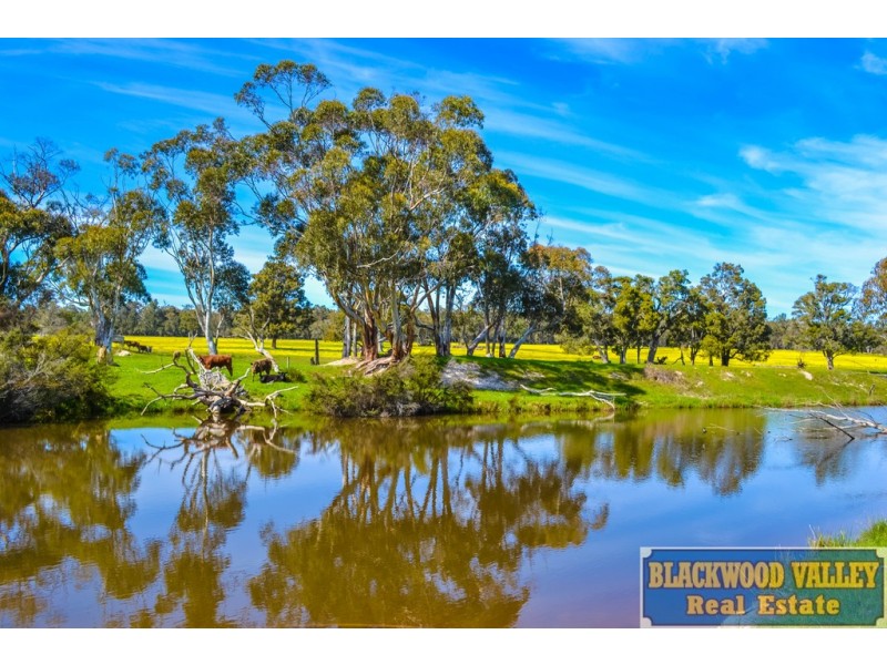 19 Cundinup-Kirup Road Road, Kirup WA 6251