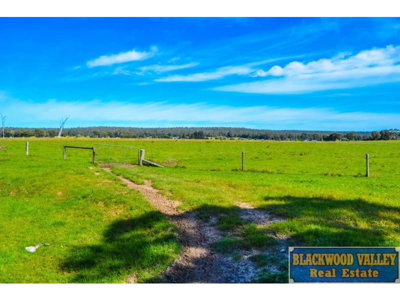 19 Cundinup-Kirup Road Road, Kirup WA 6251