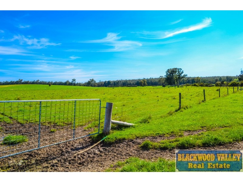 19 Cundinup-Kirup Road Road, Kirup WA 6251