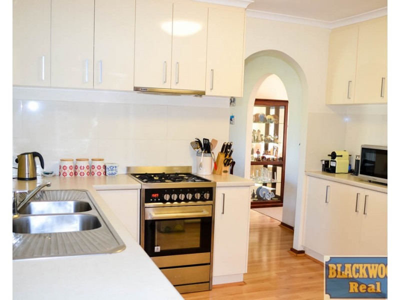 1 Boronia Place, South Bunbury WA 6230