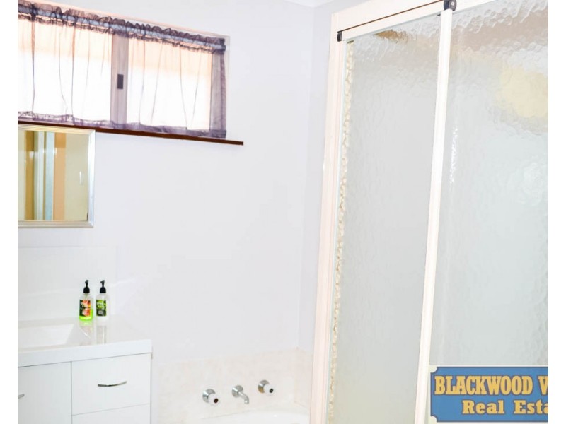 1 Boronia Place, South Bunbury WA 6230