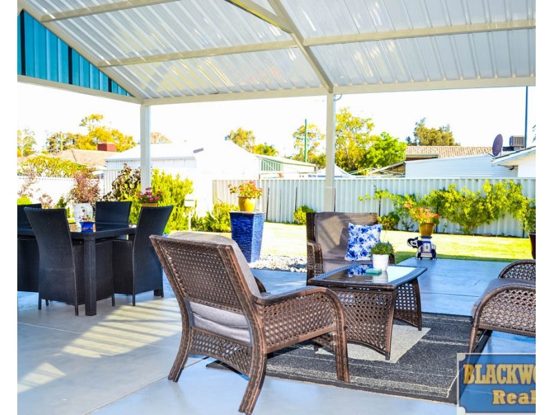 1 Boronia Place, South Bunbury WA 6230