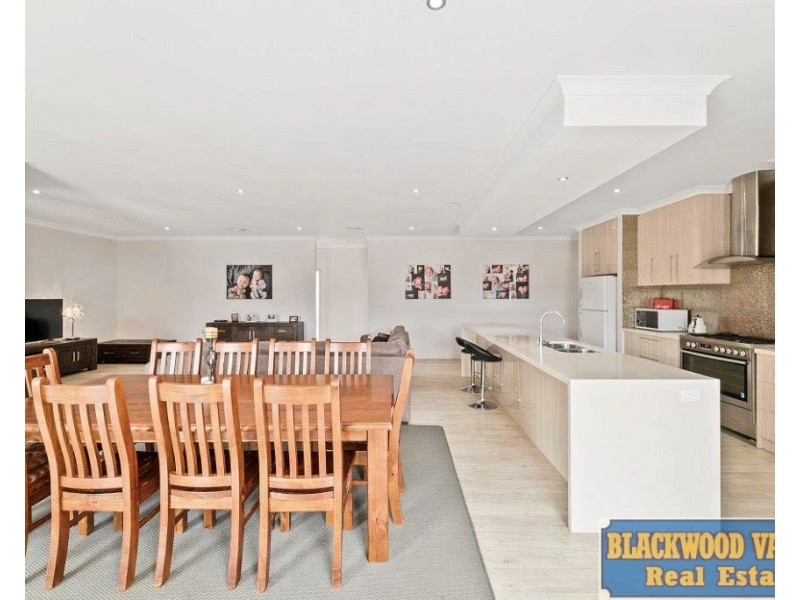6 Baxter Street, Kirup WA 6251