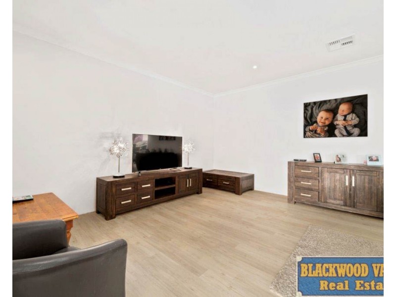 6 Baxter Street, Kirup WA 6251