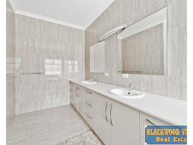 6 Baxter Street, Kirup WA 6251