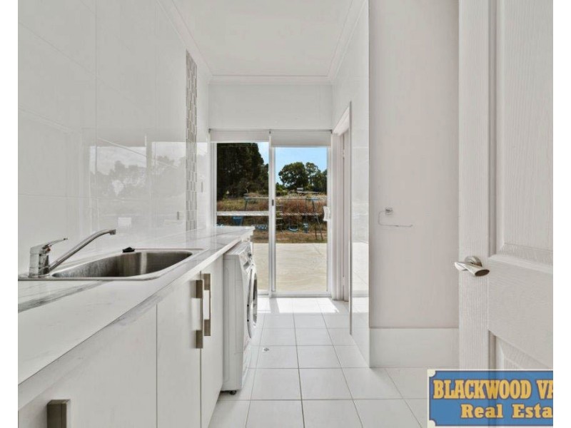 6 Baxter Street, Kirup WA 6251