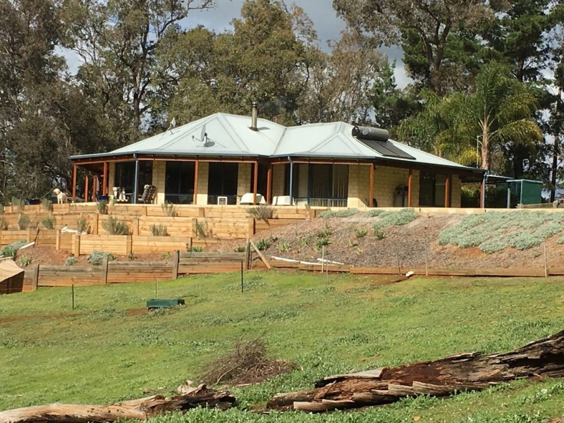 17 Rosella Rise, Bridgetown WA 6255