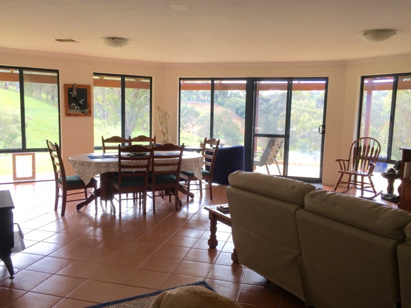 17 Rosella Rise, Bridgetown WA 6255