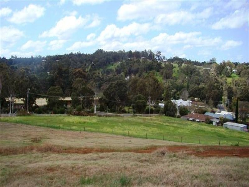 27 Peninsula Road, Bridgetown WA 6255