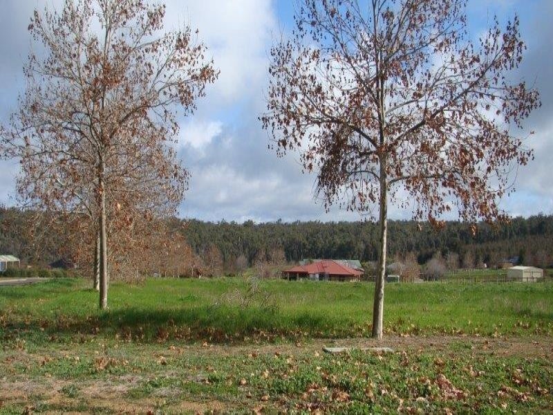 24/2 Gleneagles Drive, Bridgetown WA 6255