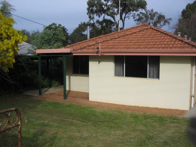 7 Peninsula Road, Bridgetown WA 6255