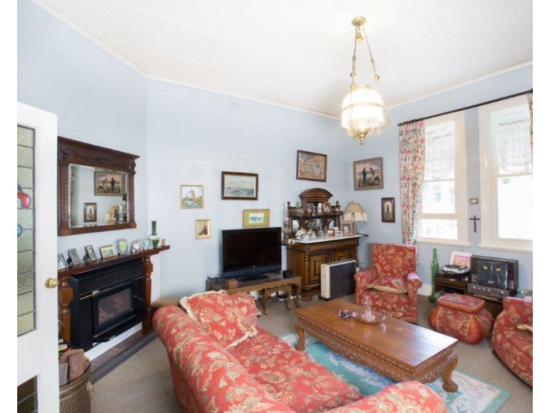 33 Gifford Road, Bridgetown WA 6255