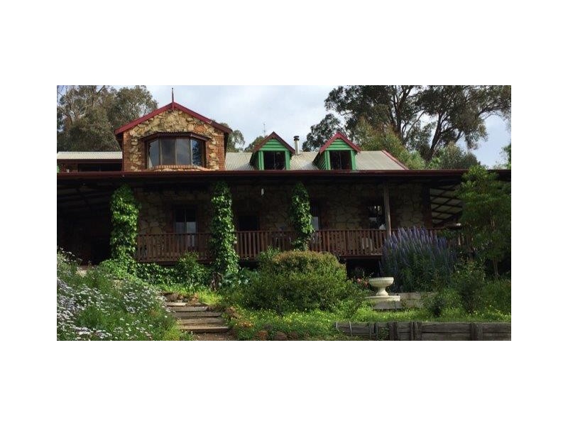 11 West Blackwood Terrace, Bridgetown WA 6255