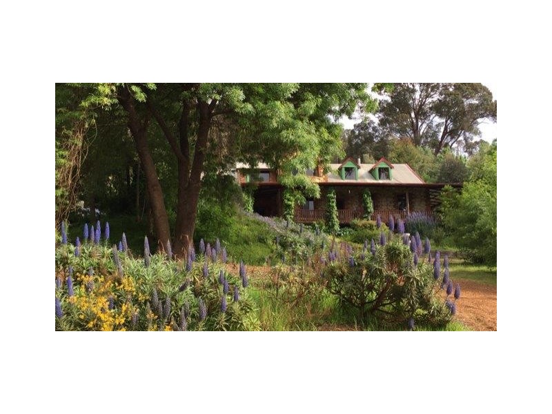 11 West Blackwood Terrace, Bridgetown WA 6255