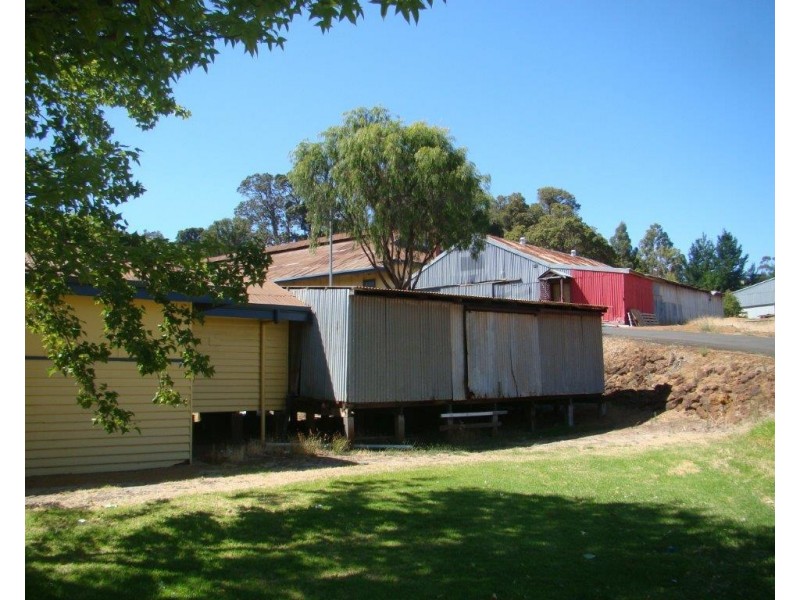 166 Hampton Street, Bridgetown WA 6255