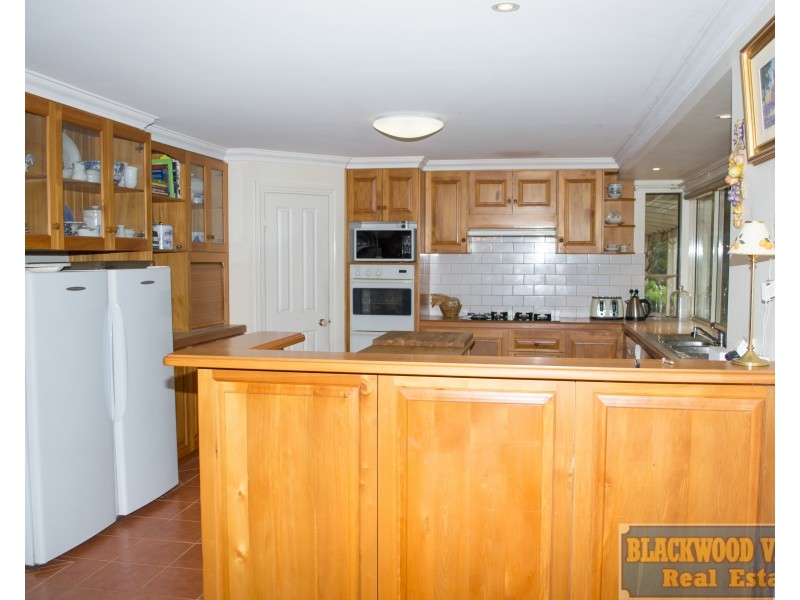 5 Hereford Heights, Bridgetown WA 6255