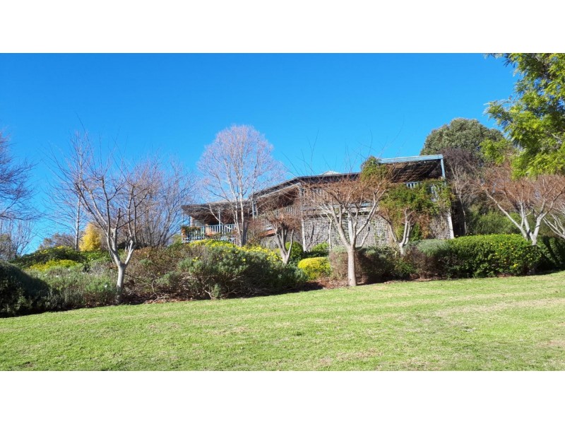 1 Jacaranda Place, Bridgetown WA 6255