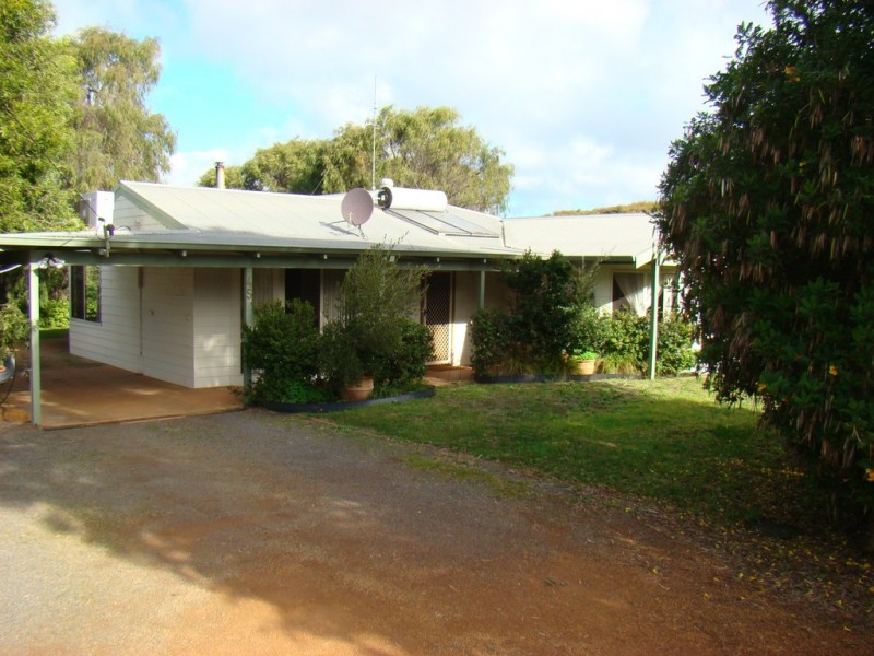 45 Dean Street, Bridgetown WA 6255