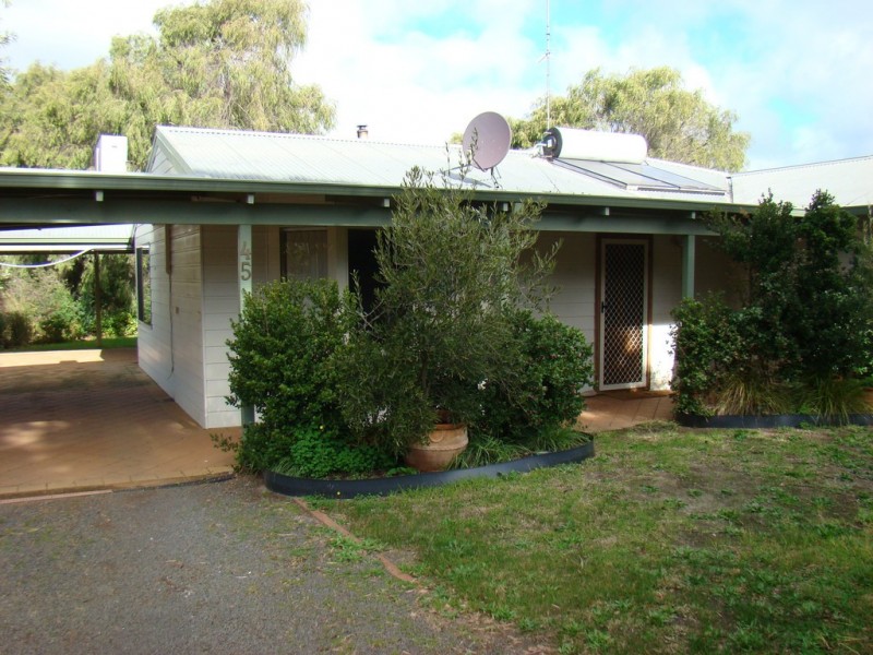 45 Dean Street, Bridgetown WA 6255