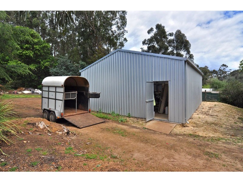 2 Doust Street, Bridgetown WA 6255