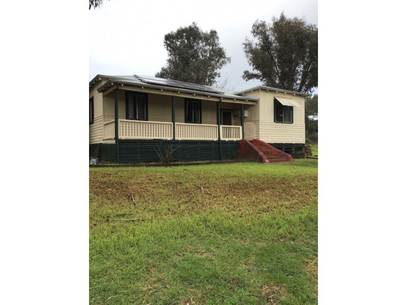 15 Wood Street, Balingup WA 6253