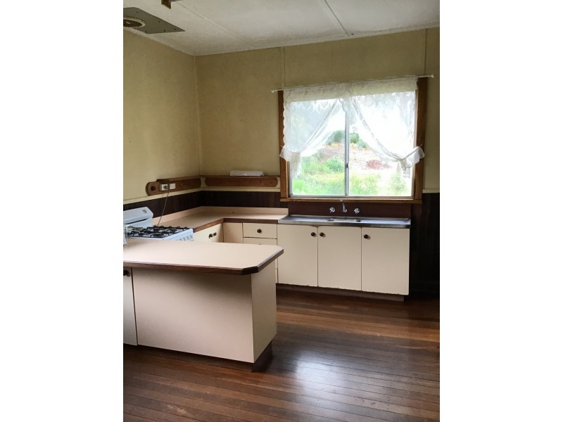 15 Wood Street, Balingup WA 6253