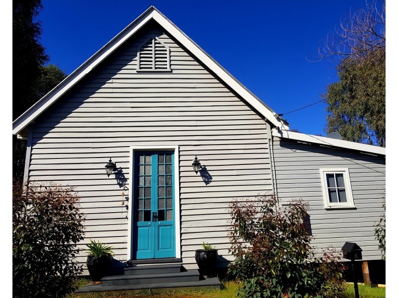 4 Rowley Street, Bridgetown WA 6255