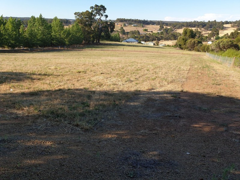 9 Robinia Way, Bridgetown WA 6255