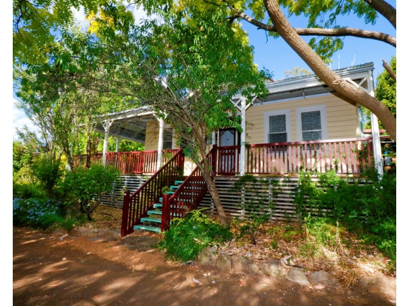 9 Brockman Street, Bridgetown WA 6255