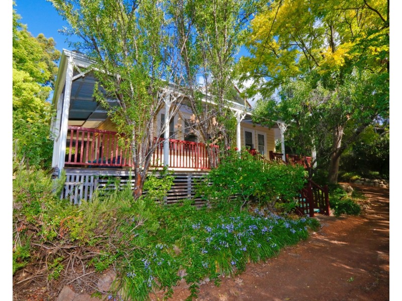 9 Brockman Street, Bridgetown WA 6255