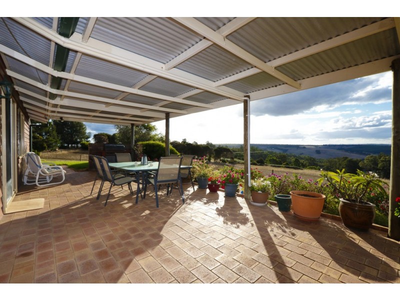 1 Trott Road, Bridgetown WA 6255