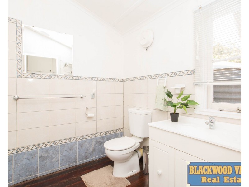 4 Coverley Road, Bridgetown WA 6255