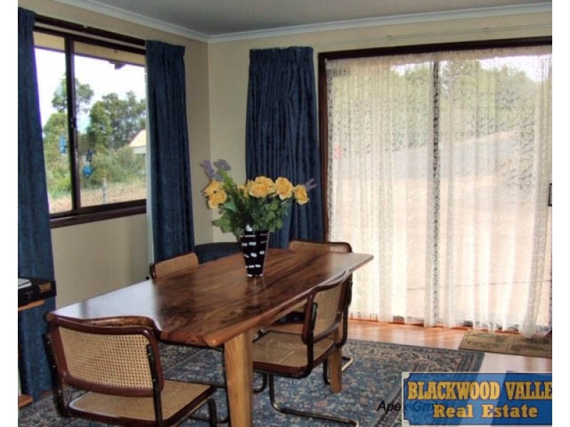 9 Apex Grove, Bridgetown WA 6255