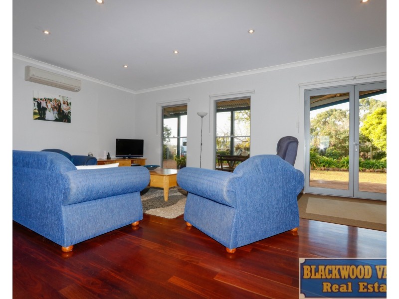 12 Robinia Way, Bridgetown WA 6255