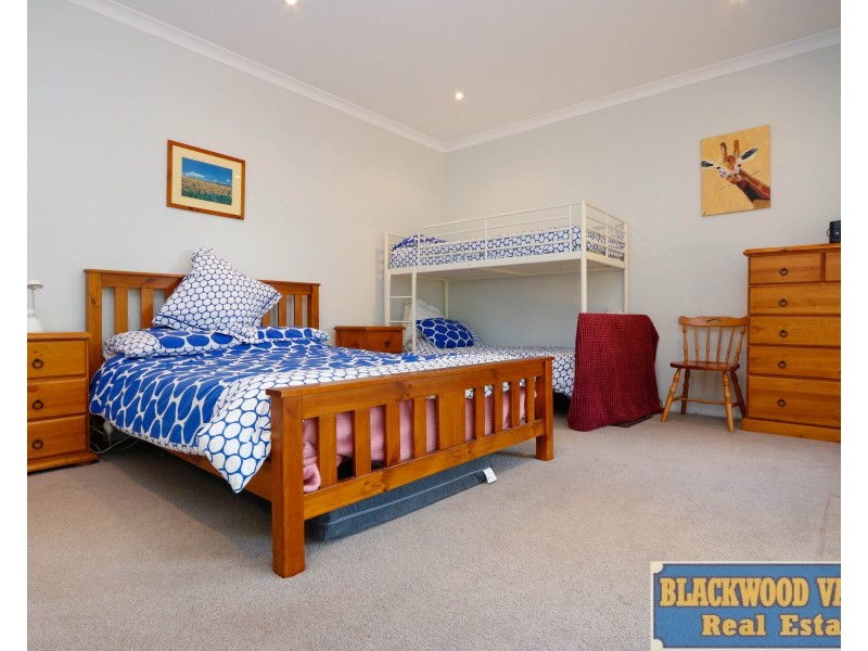 12 Robinia Way, Bridgetown WA 6255