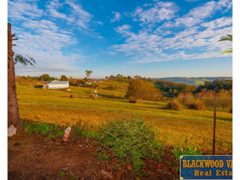 12 Robinia Way, Bridgetown WA 6255