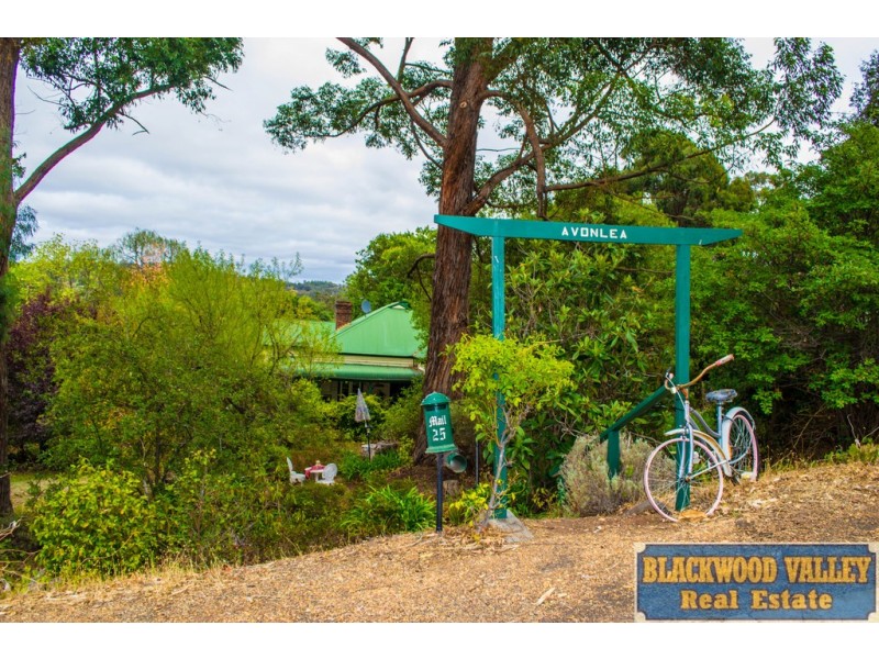 25 Barlee Street, Bridgetown WA 6255