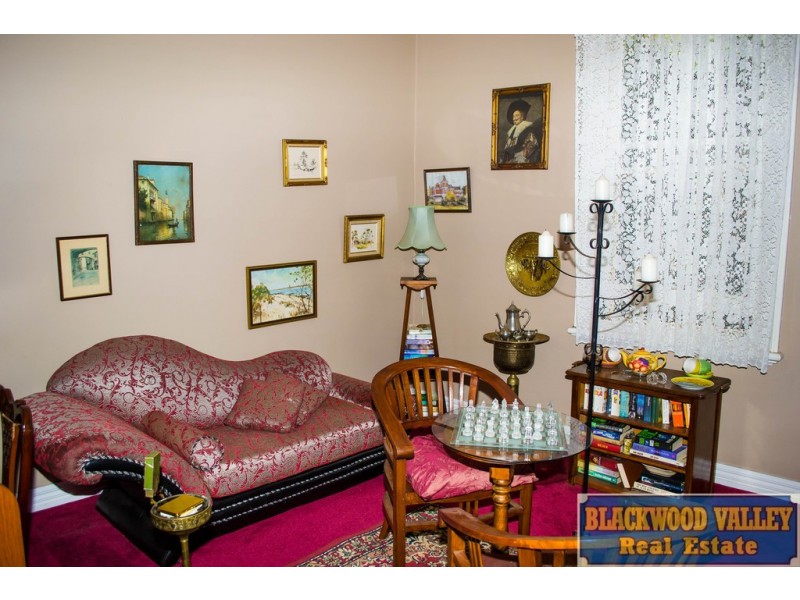 25 Barlee Street, Bridgetown WA 6255