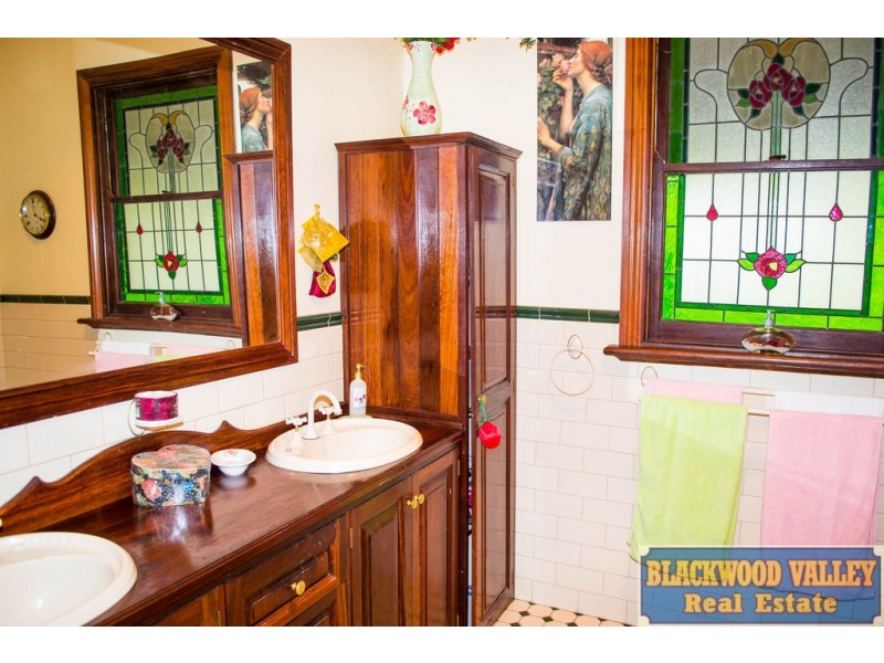 25 Barlee Street, Bridgetown WA 6255