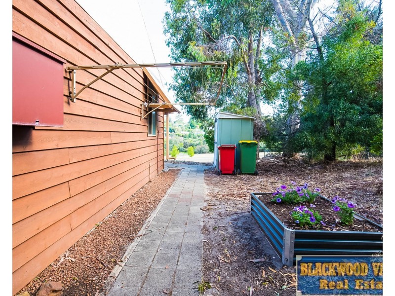 36b Forrest Street, Bridgetown WA 6255