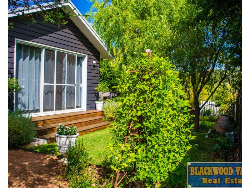 12 Ethel Street, Bridgetown WA 6255