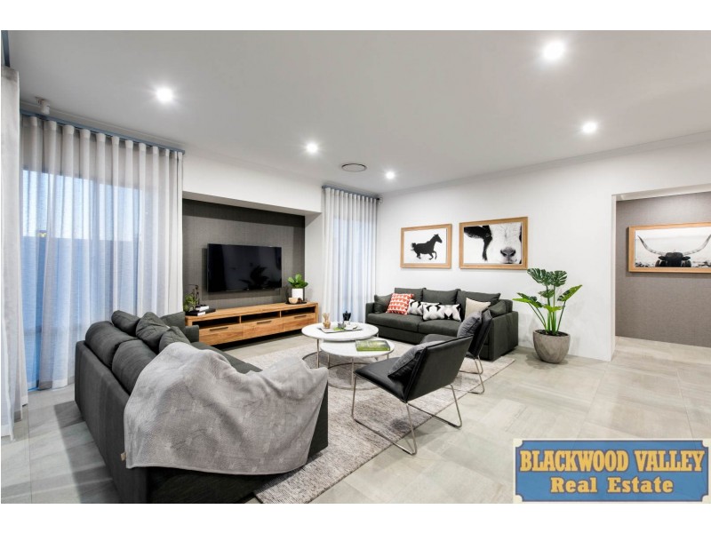 132 Grand Entrance, Australind WA 6233