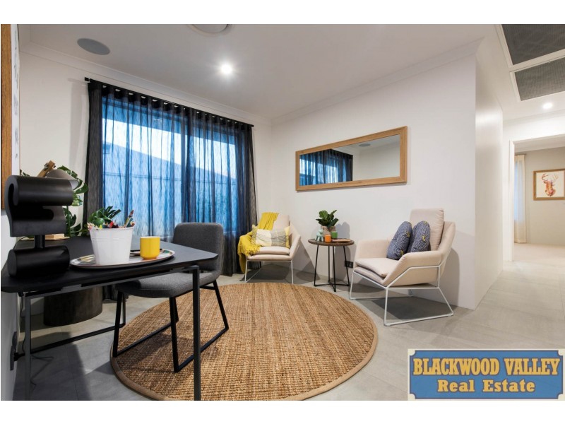 132 Grand Entrance, Australind WA 6233