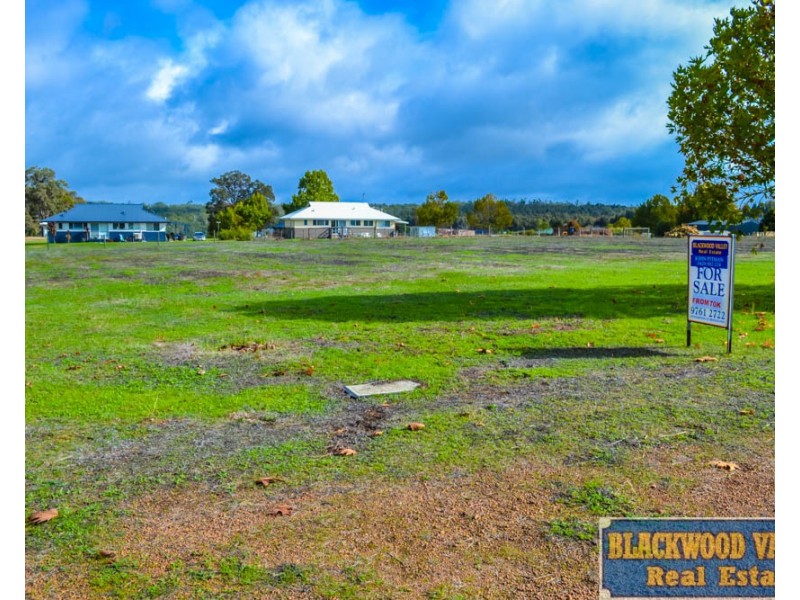 30 Balmoral Drive, Bridgetown WA 6255