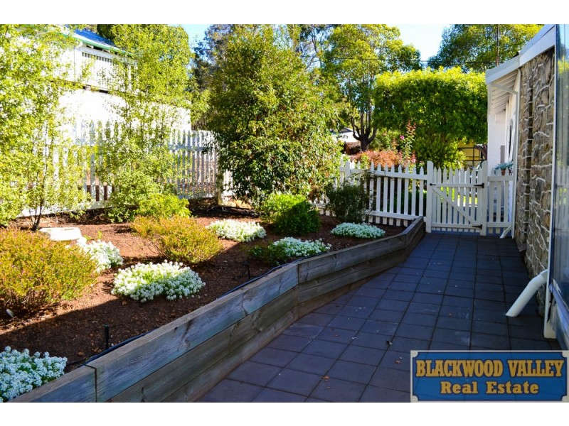 5 McAlinden Street, Bridgetown WA 6255