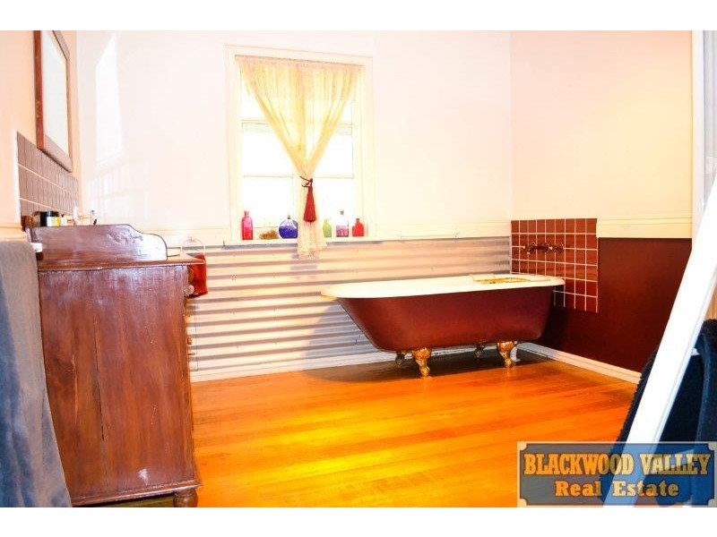 6 Hassell Street, Bridgetown WA 6255