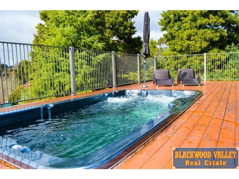 6 Hassell Street, Bridgetown WA 6255