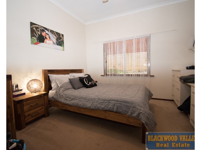 15 Bunbury Street, Bridgetown WA 6255