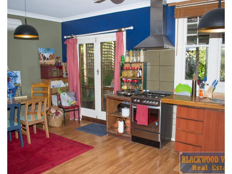 18 Barlee Street, Bridgetown WA 6255