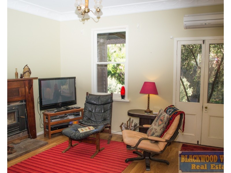 18 Barlee Street, Bridgetown WA 6255